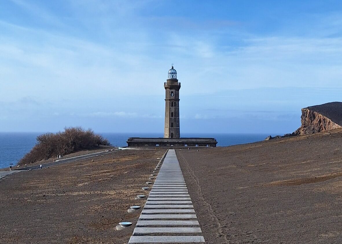 Away from the crowds – Backpacking the Azores (Full Guide)