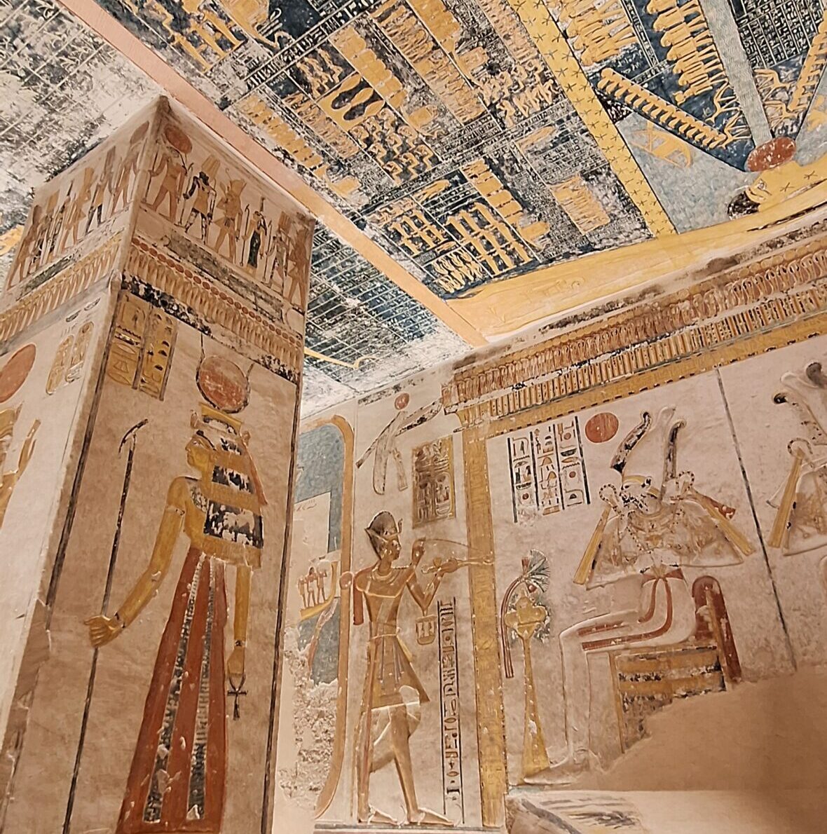 Cycling Luxor: Valley of the Kings & Nile Landscapes